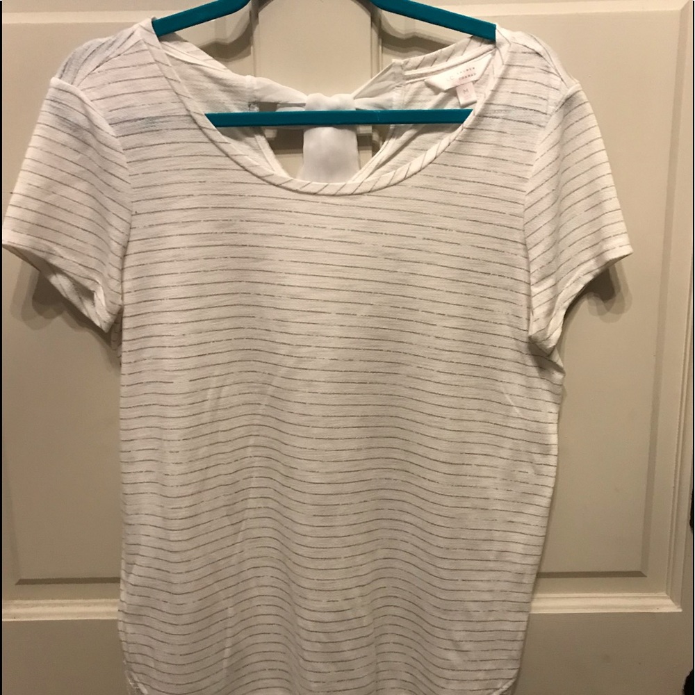 Adorable Lauren Conrad shirt